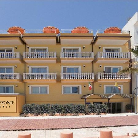 Hotel Orizzonte Letojanni Εξωτερικό φωτογραφία