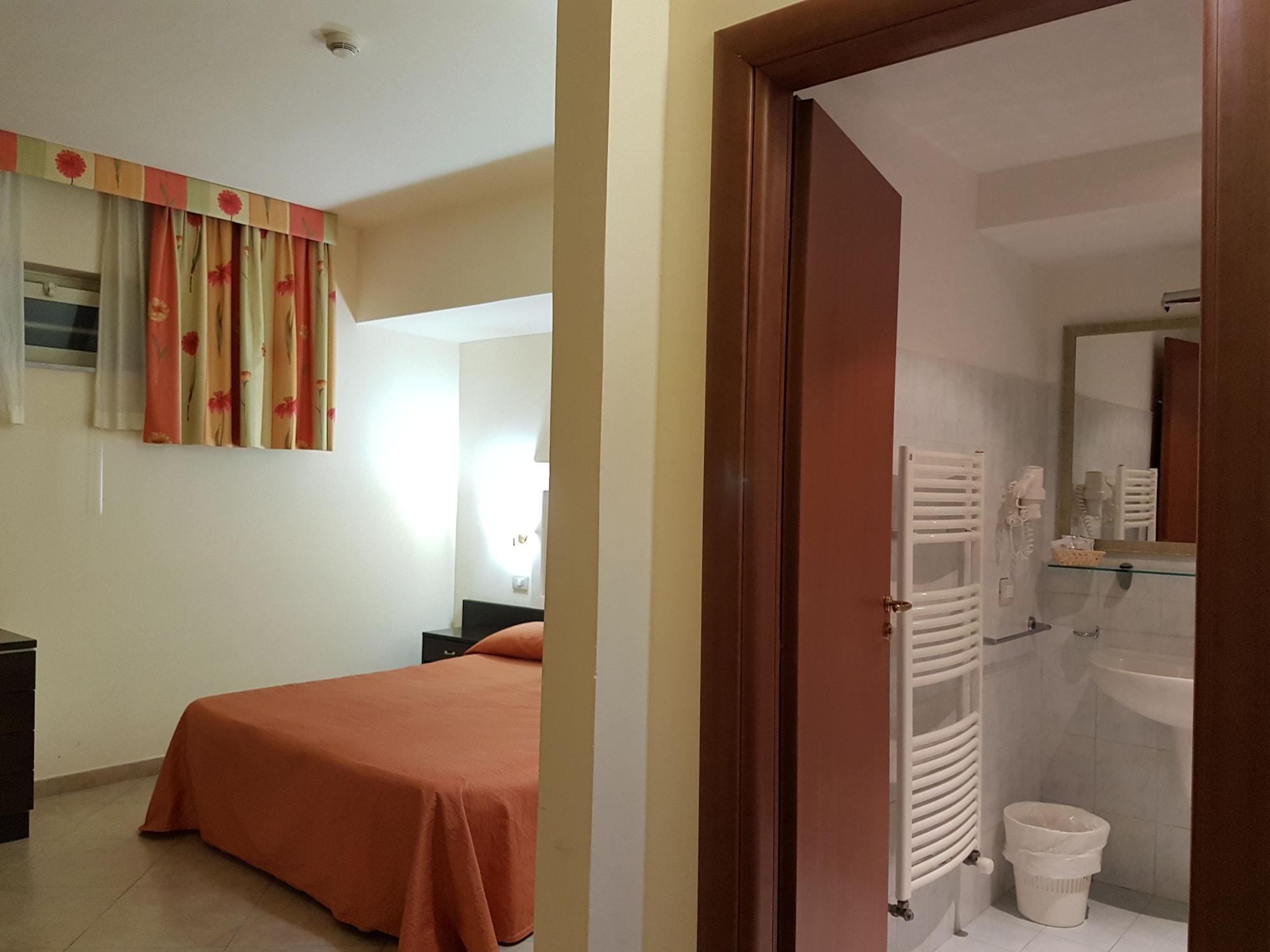 Hotel Orizzonte Letojanni Εξωτερικό φωτογραφία