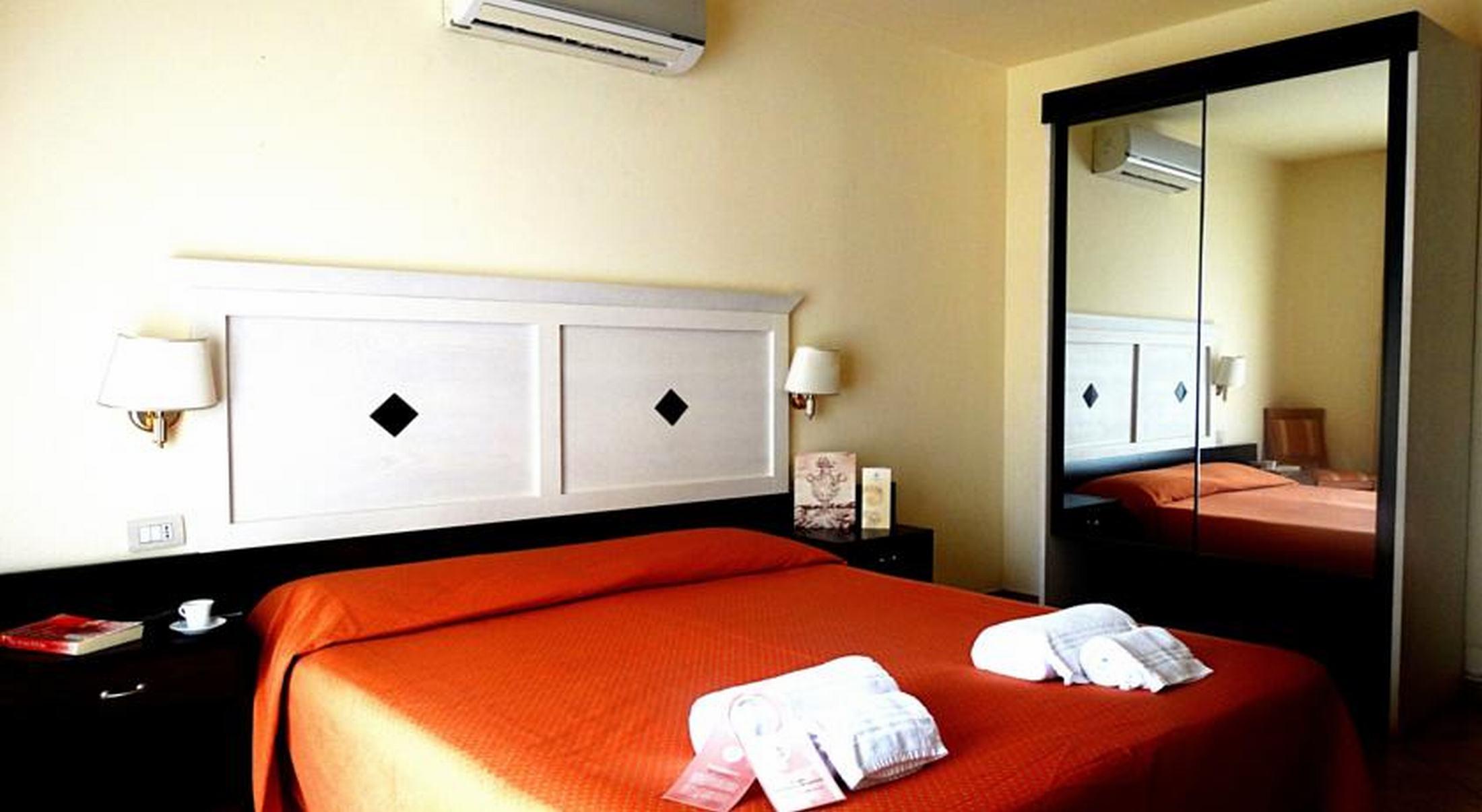 Hotel Orizzonte Letojanni Εξωτερικό φωτογραφία
