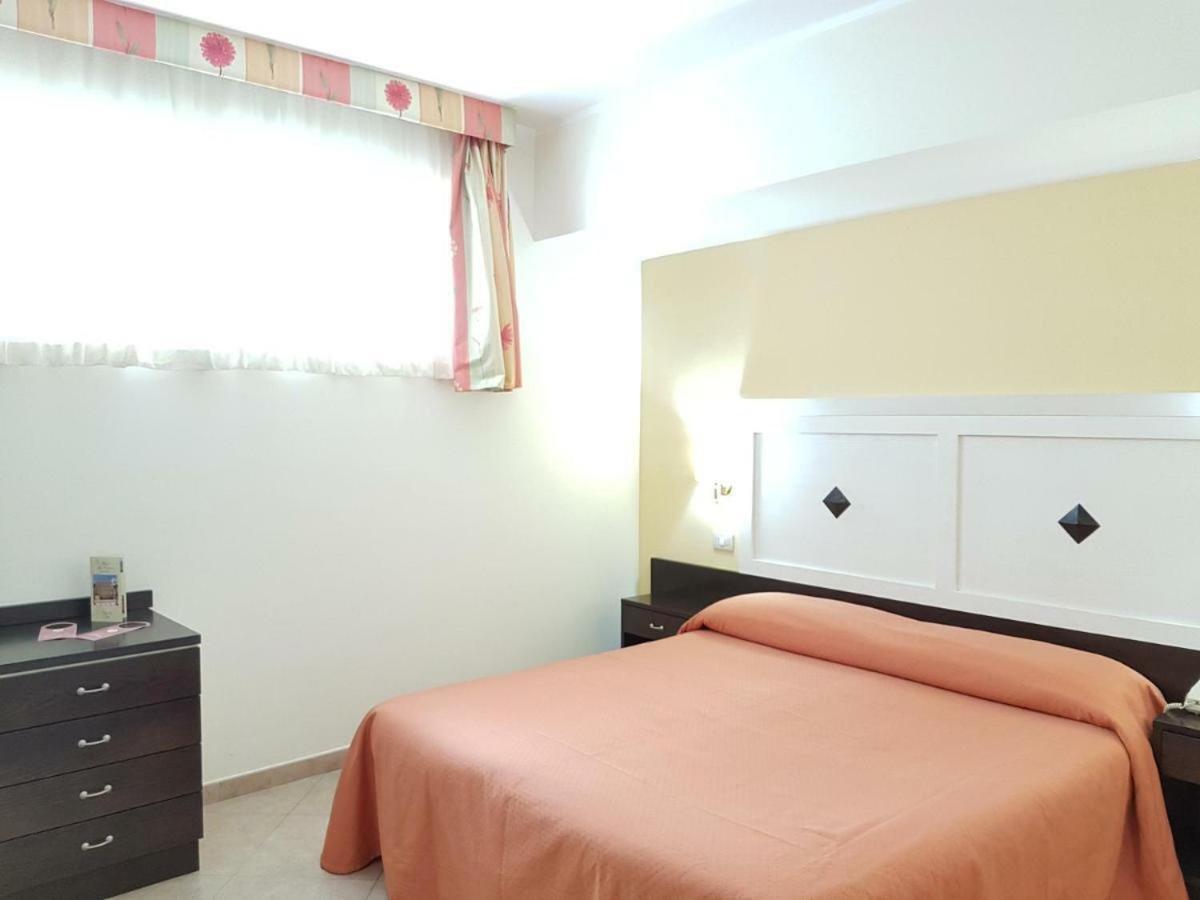 Hotel Orizzonte Letojanni Εξωτερικό φωτογραφία