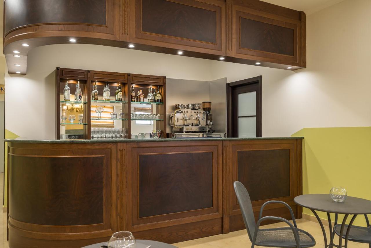 Hotel Orizzonte Letojanni Εξωτερικό φωτογραφία