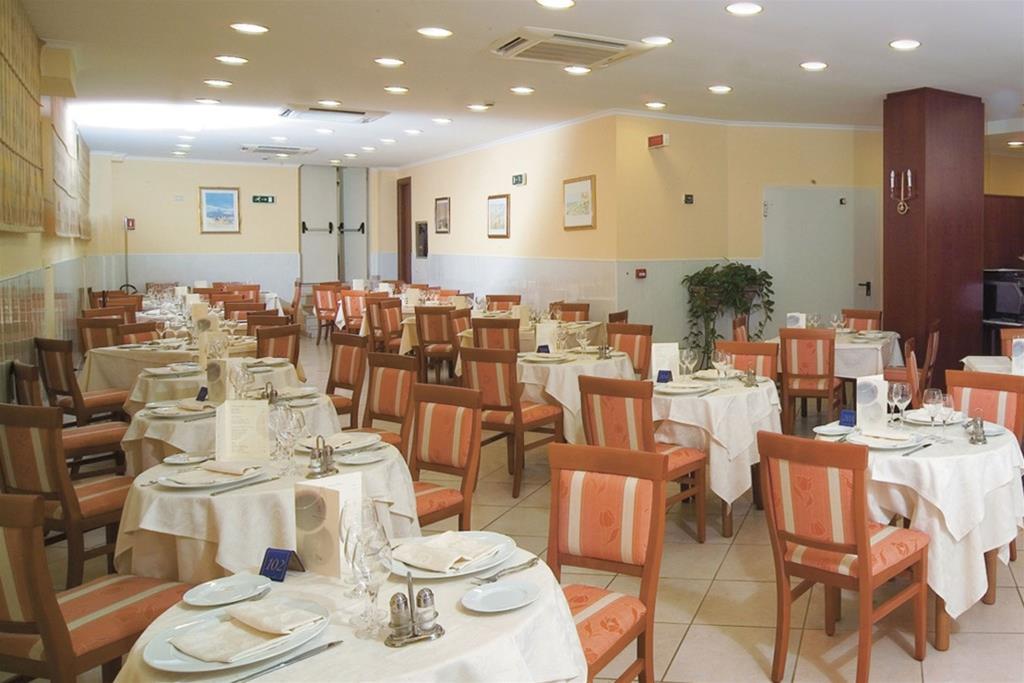 Hotel Orizzonte Letojanni Εξωτερικό φωτογραφία