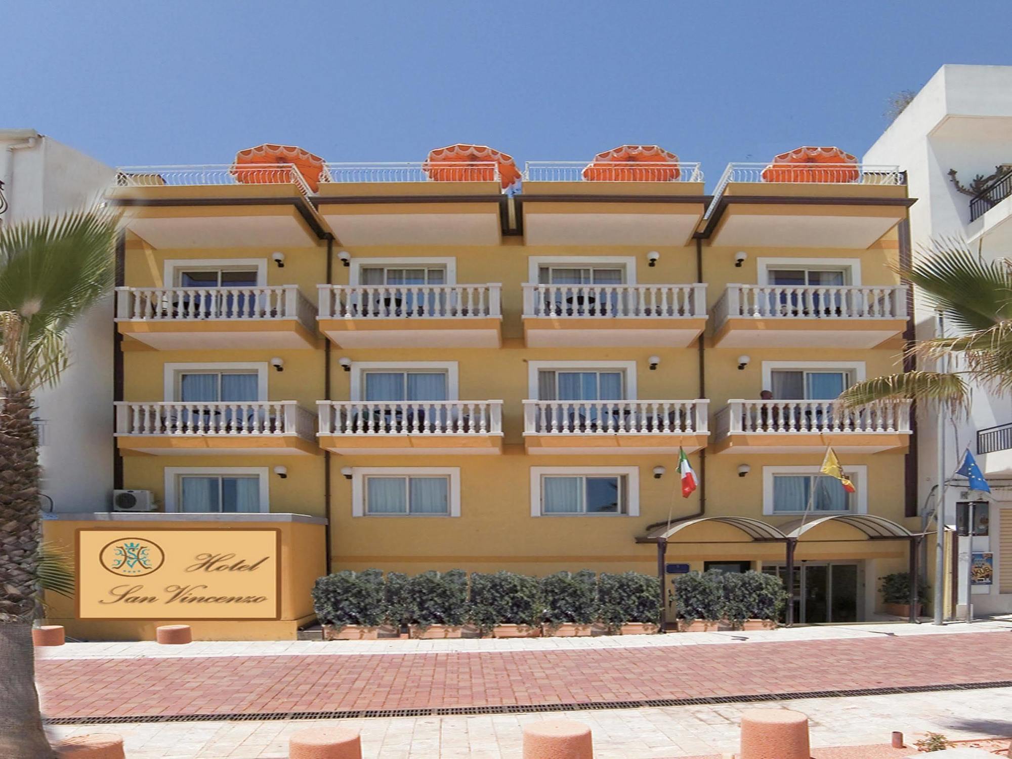 Hotel Orizzonte Letojanni Εξωτερικό φωτογραφία